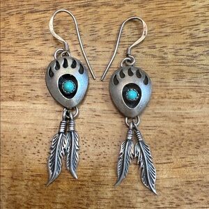 Vintage Sterling Silver Navajo Bear Claw Feather Dangle Earrings